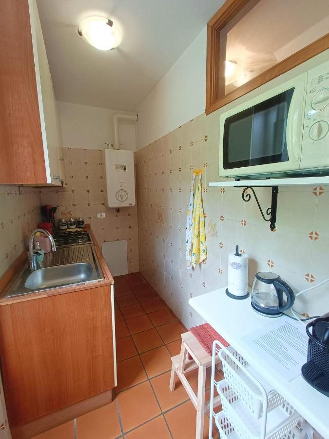 Riva Bianca Castle Holiday Home Lierna Esterno foto