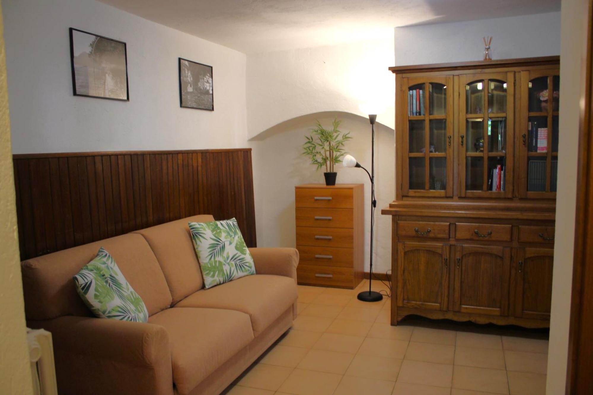 Riva Bianca Castle Holiday Home Lierna Esterno foto